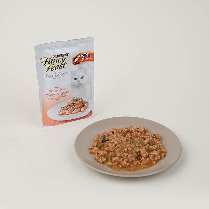 퓨리나 캣 팬시피스트 인스퍼레이션 연어 파우치 70g 1번