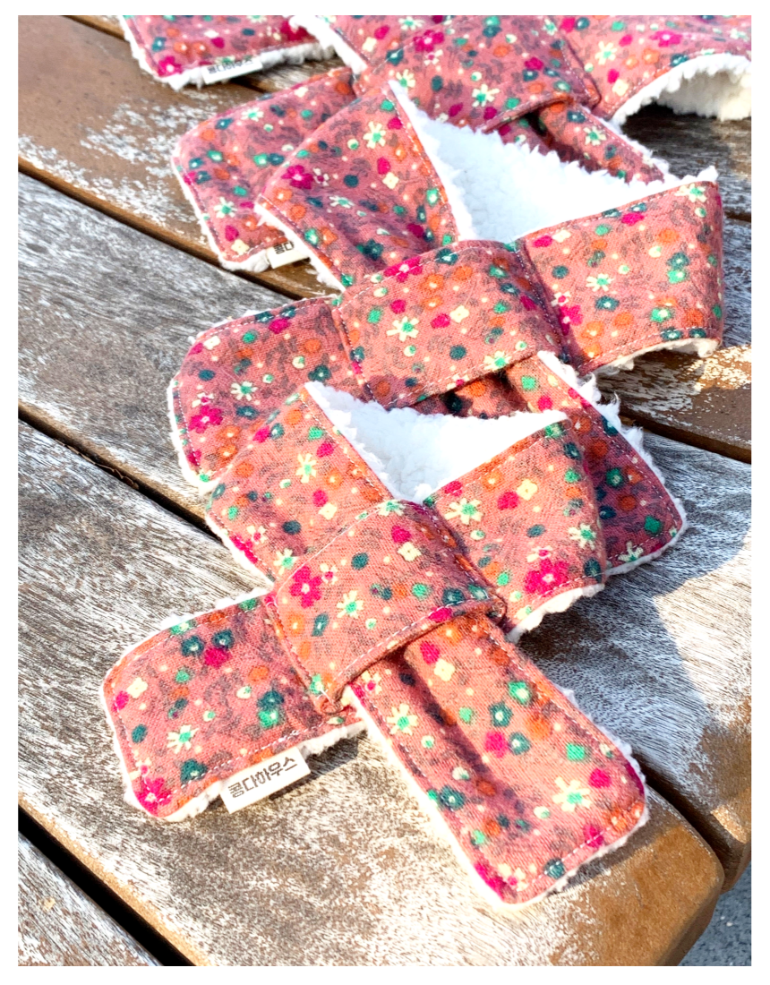 [NEW신상][무료배송] 콩다하우스 빈티지플로랄 퍼기모목도리 다크레드/다크블루 7번째