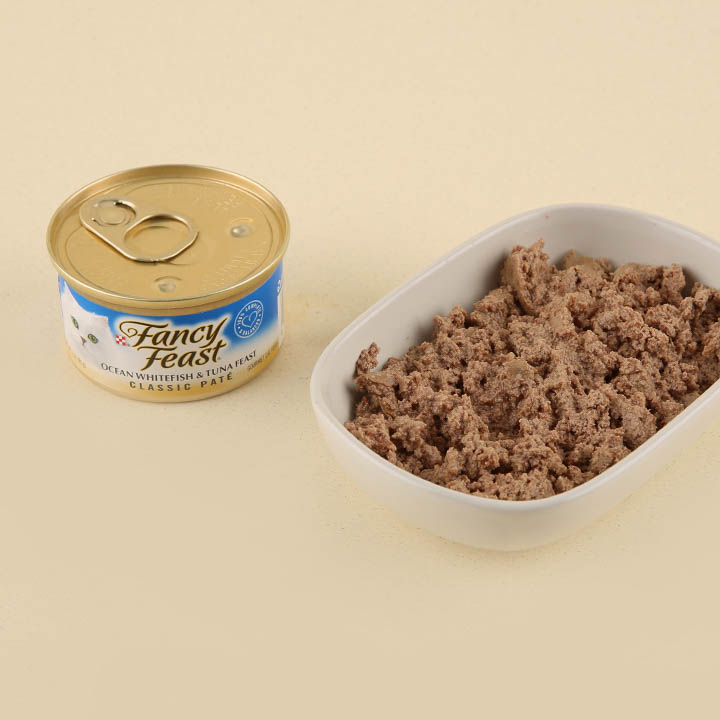 [특가할인]퓨리나 캣 팬시피스트 참치&흰살생선 캔 85g 3번