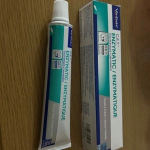 [유통기한임박, 25년3월23일] 버박 C.E.T. 이중효소 닭고기맛 70g   베스트 후기 이미지