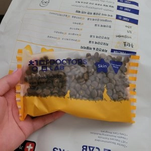 [사료샘플] 청담닥터스랩 독 데일리솔루션 스킨&코트 30g 베스트 후기 이미지