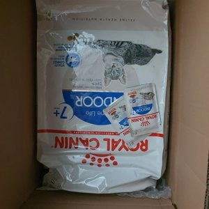 [사전예약] 로얄캐닌 캣 인도어 7+ 8kg 변냄새 감소 베스트 후기 이미지