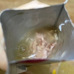 [NEW신상]오스테크 캣 울트라 참치 토핑 닭간 그레이비 파우치 70g 베스트 후기 이미지