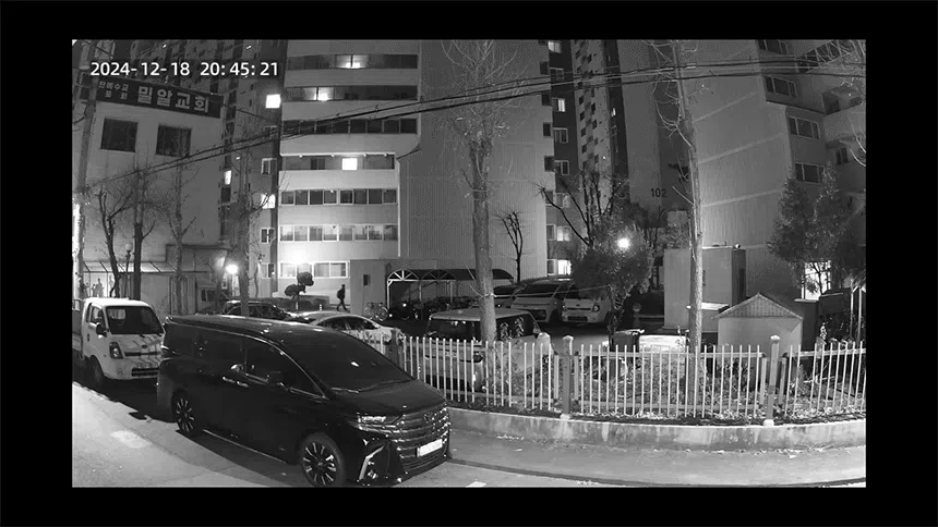 [무료배송] 아이오트 스마트 홈카메라 4K Pro 펫캠 가정용 800만화소 12번째